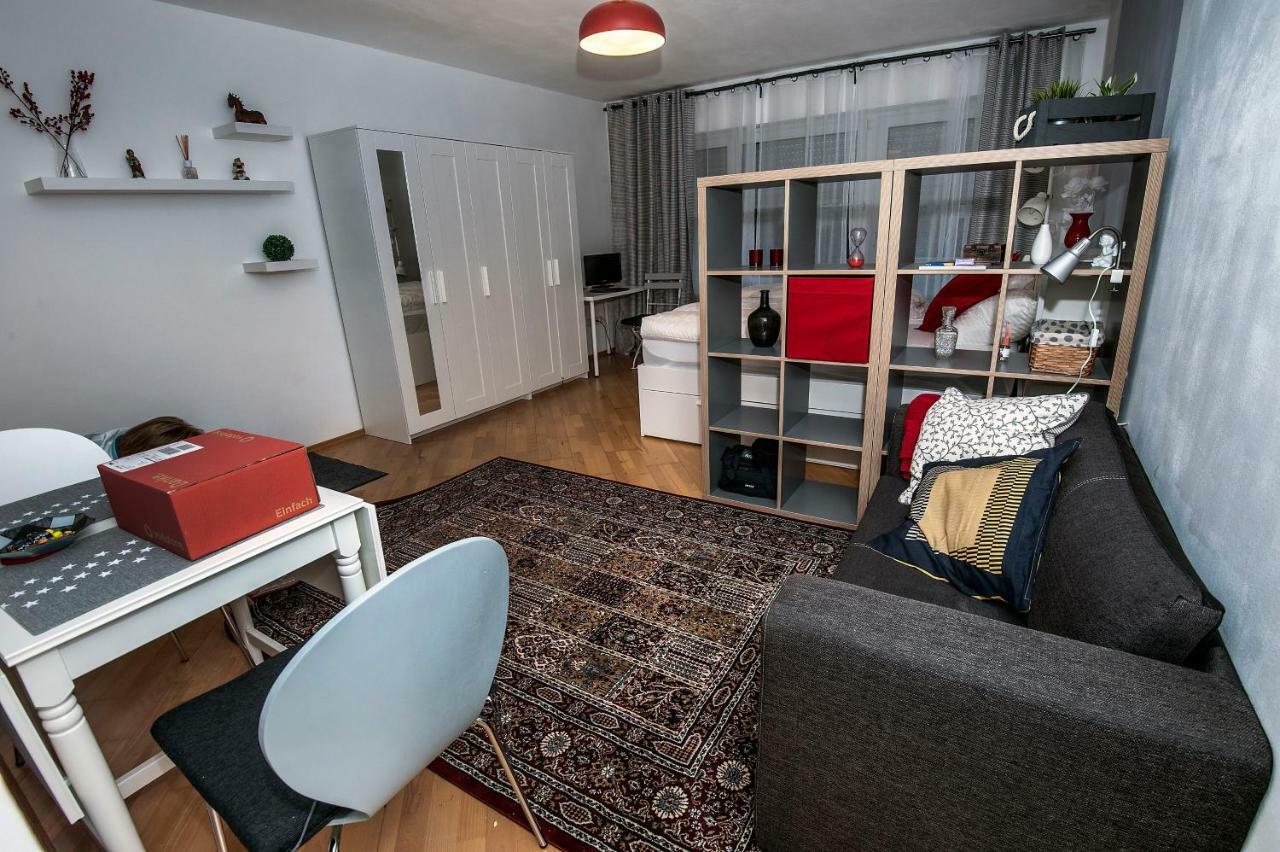 Lovely Studio In Augsburg Eksteriør bilde